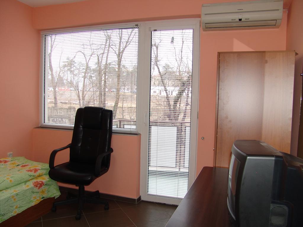 Our Home Guest Rooms Veliko Tarnovo Quarto foto